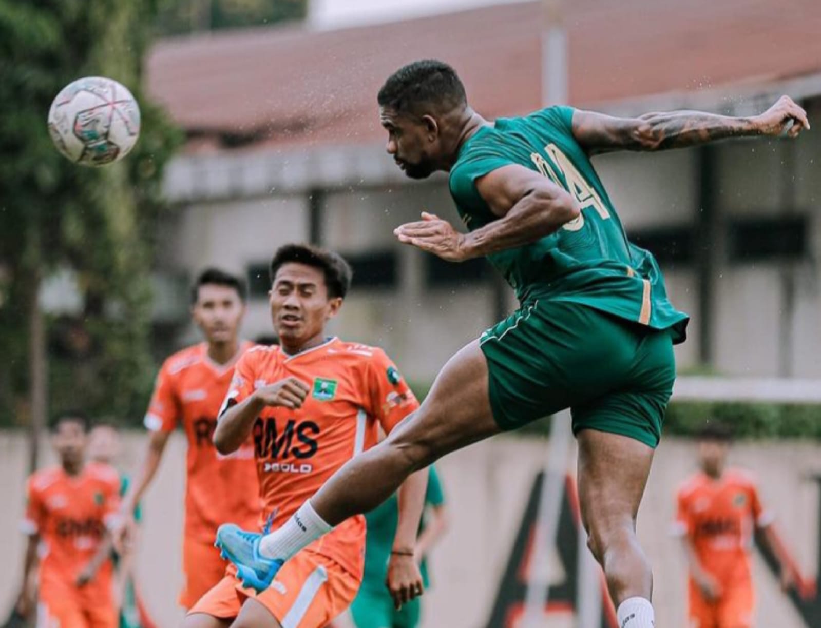 Persebay Surabaya menang telak dari Persekabpas (Instagram Official Persebaya)