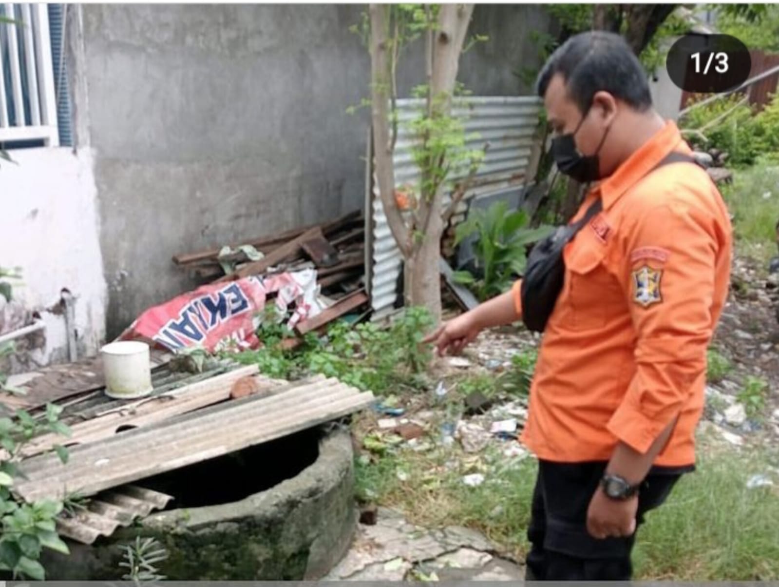 Sumur lokasi penemuan jenazah balita di Wonosari Lor, Surabaya (istimewa/ surabayakabarmetro.com)