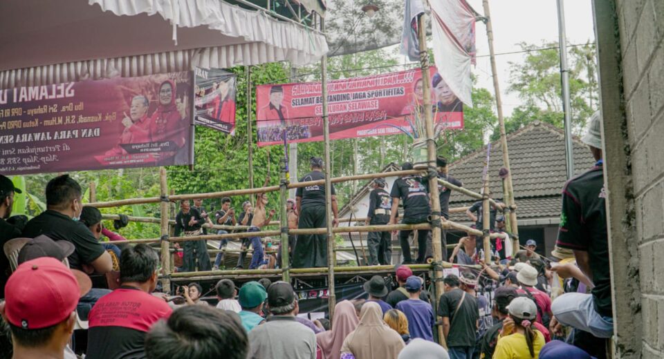 Seni Budaya Tiban Nusantara yang digelar PDI Perjuangan Jawa Timur di Blitar (surabayakabarmetro.com/ istimewa)