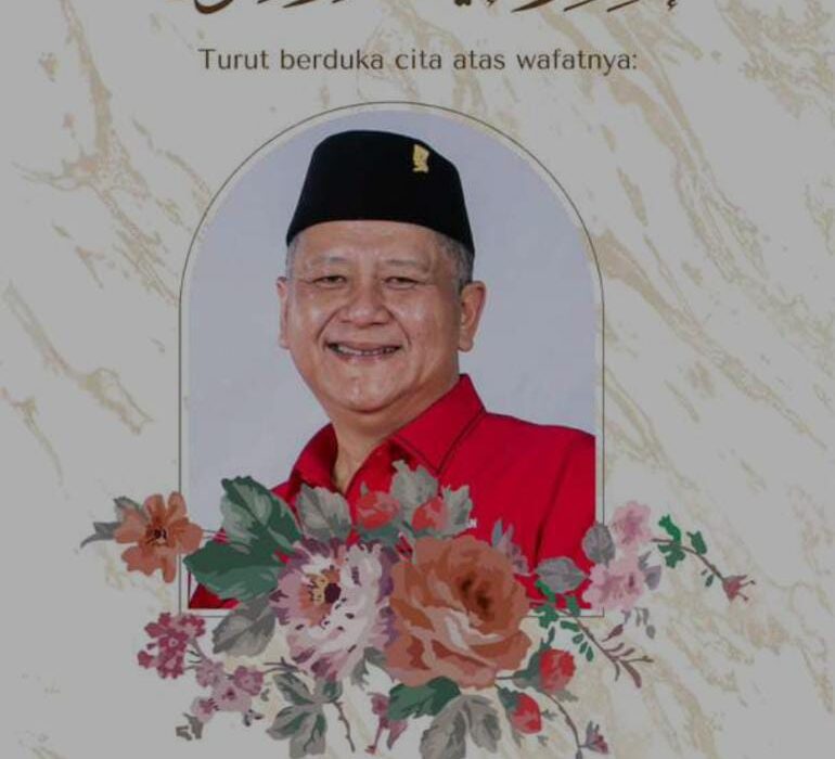 Mantan Wali Kota Surabaya Whisnu Sakti Buana meninggal dunia (istimewa/ surabayakabarmetro.com)