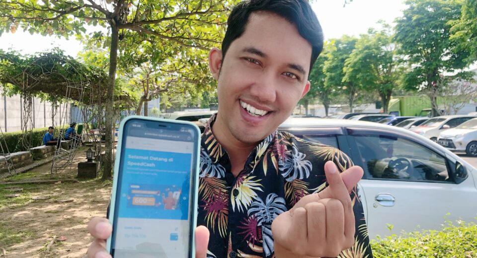 Mahasiswa yang manfaatkan SpeedCash Brand Ambassador untuk jadi konten kreator (istimewa/ surabayakabarmetro.com)