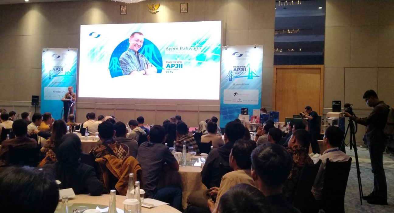 Pelaksanaan Rakerwil APJII Jawa Timur 2024 yang dihadiri anggota APJII dari berbagai wilayah (istimewa/ surabayakabarmetro.id)