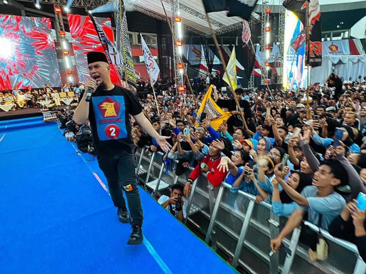 Ahmad Dhani berpeluang lolos ke senayan dari Dapil Jatim 1 (Instagram/ ahmaddhaniofficial)