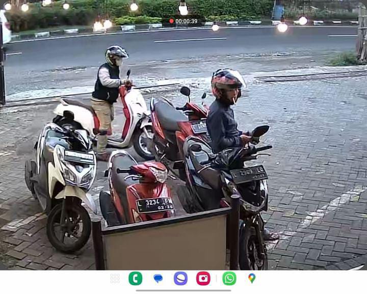 Motor di Surabaya Digasak Pencuri saat Diparkir di Depan Restoran (istimewa/ surabayakabarmetro.id)