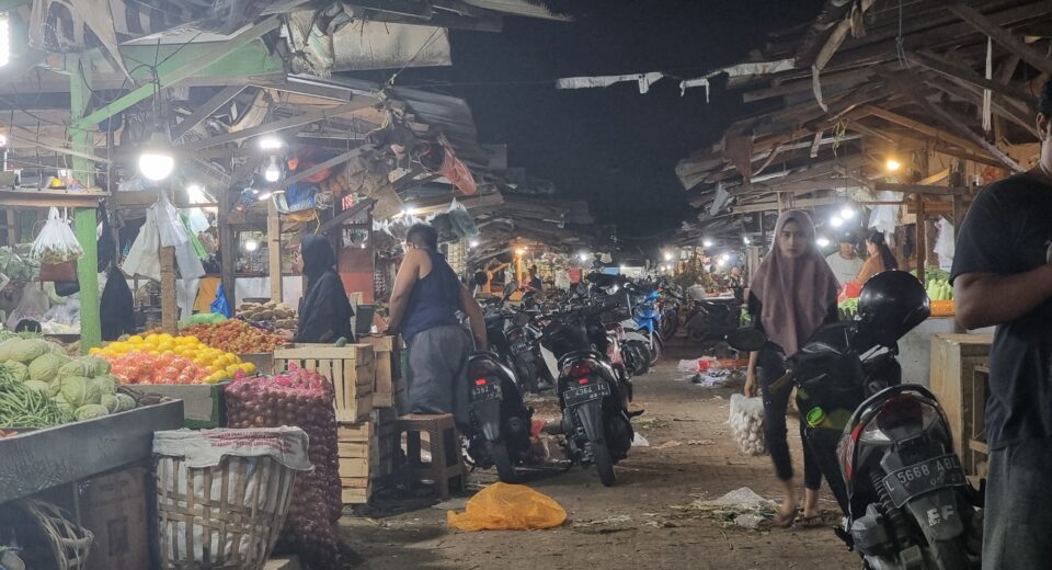 Mendengar Keresahan Pedagang Pasar Mangga Dua Surabaya: Sekarang Sepi Semua (istimewa/ surabayakabarmetro.id)