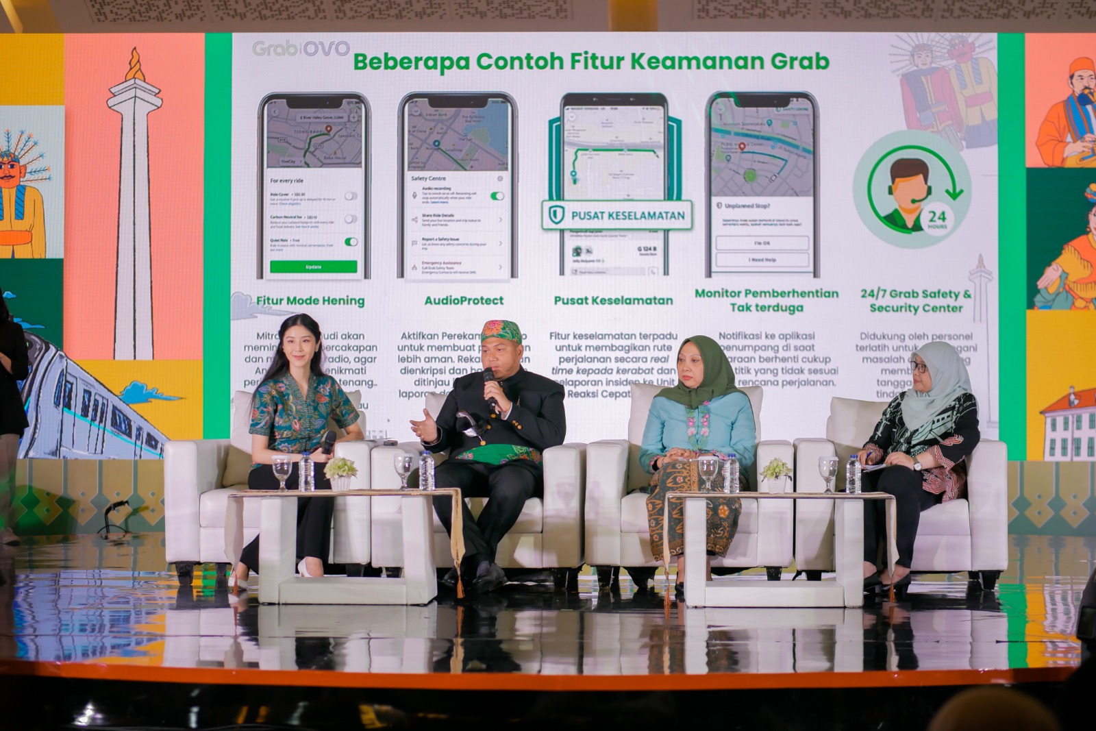 Radhi Juniantino, Director of Trust & Safety and GrabSupport, Grab Indonesia (dua dari kiri) menjelaskan tentang Pusat Keamanan dan Keselamatan untuk Wisatawan dalam sesi talkshow bersama Ratna Susianawati, Deputi Bidang Perlindungan Hak Perempuan, KemenPPPA Republik Indonesia (dua dari kanan); Sri Haryati, Asisten Perekonomian dan Keuangan Pemerintah Provinsi DKI Jakarta (kanan); dan Putu Ayu Saraswati, UNFPA Indonesia Champion (kiri). (istimewa/ surabayakabarmetro.id)