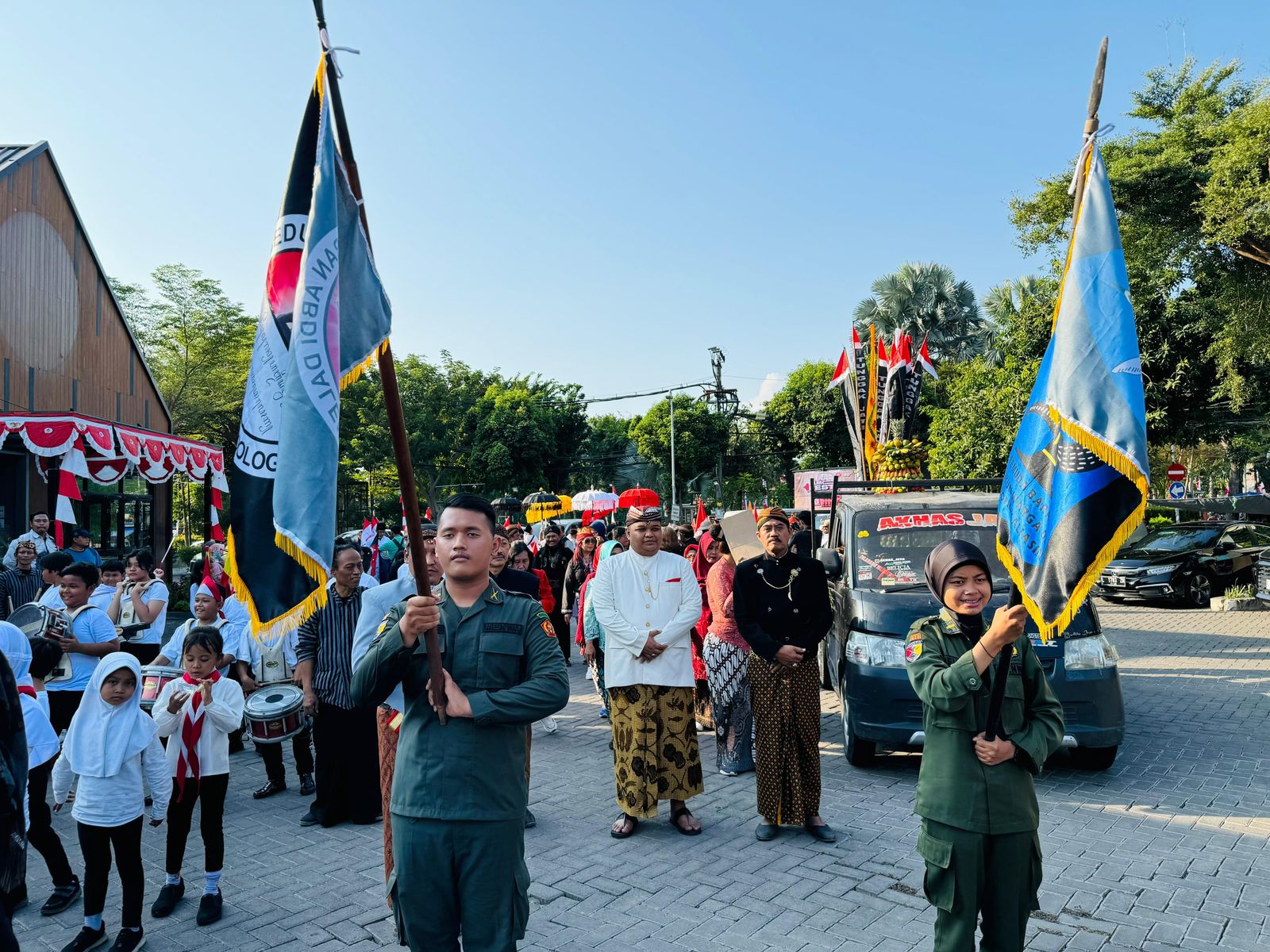 Cara Warga Surabaya Lestarikan Budaya, Gelar Kirab Budaya Festival Joko Dolog (istimewa/ surabayakabarmetro.id)