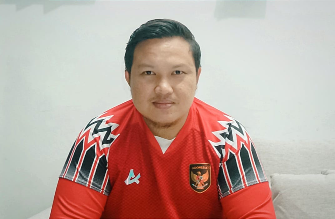 Sosok Muhamad Harryanto, Kolektor Jersey yang Sukses, Kini Dirikan Brand Lokal Berkualitas Internasional (istimewa/ surabayakabarmetro.id)