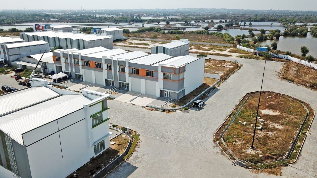 JIIPE Gresik Jadi Jantung Ekonomi Baru Jawa Timur, AKR Akan Luncurkan Shophouse ELP: Investasi Menguntungkan (istimewa/ surabayakabarmetro.id)