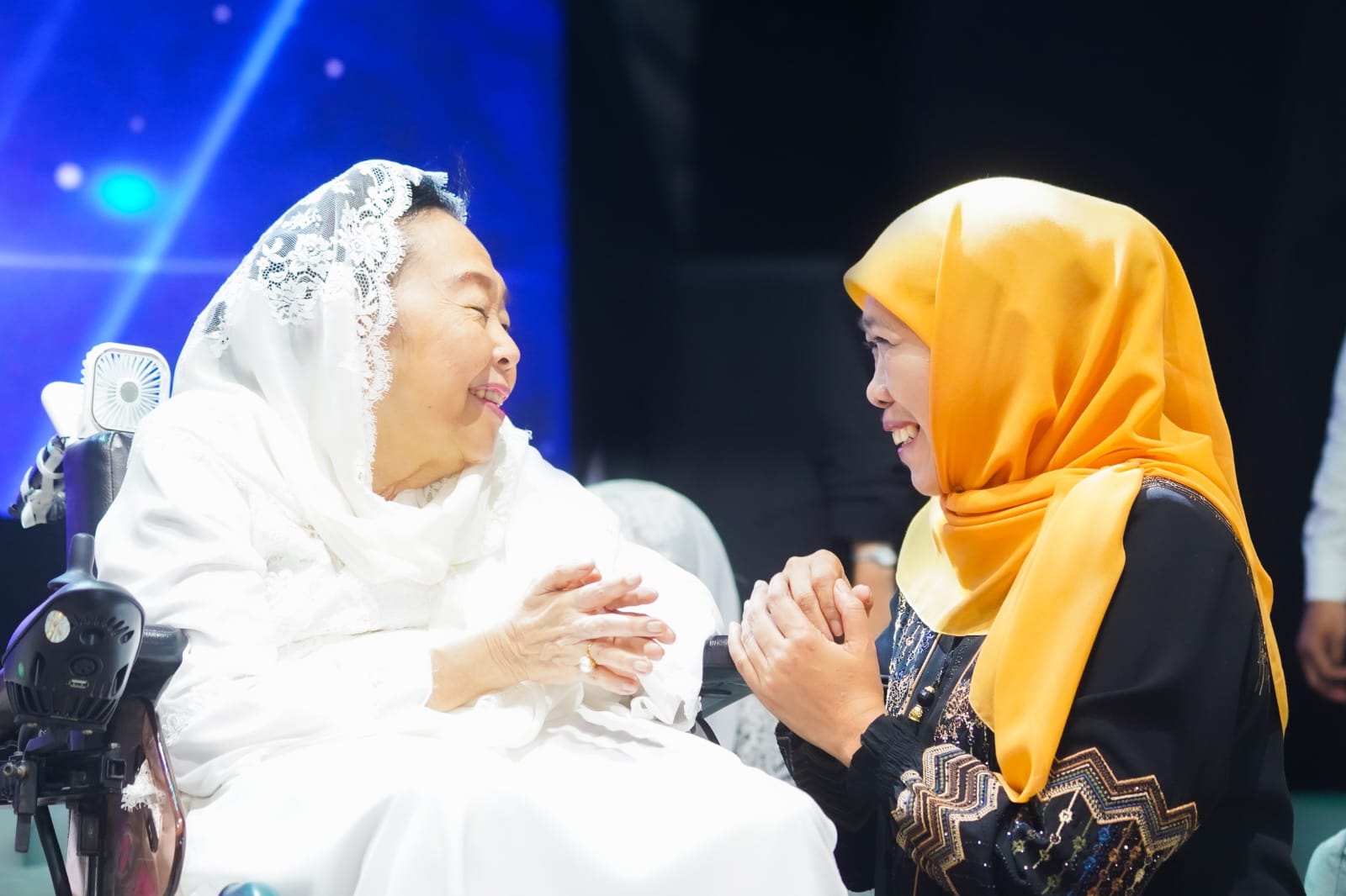 Khofifah Hadiri Haul Ke-15 di Ciganjur, Ungkap Pesan Khusus Sang Tokoh Pluralisme (istimewa/ surabayakabarmetro.id)