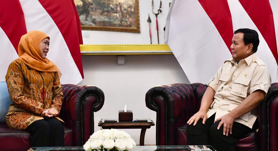 Jelang Digelarnya Kongres XVIII Muslimat NU, Khofifah Temui Presiden Prabowo di Istana Merdeka, Ada Apa? (istimewa/ surabayakabarmetro.id)