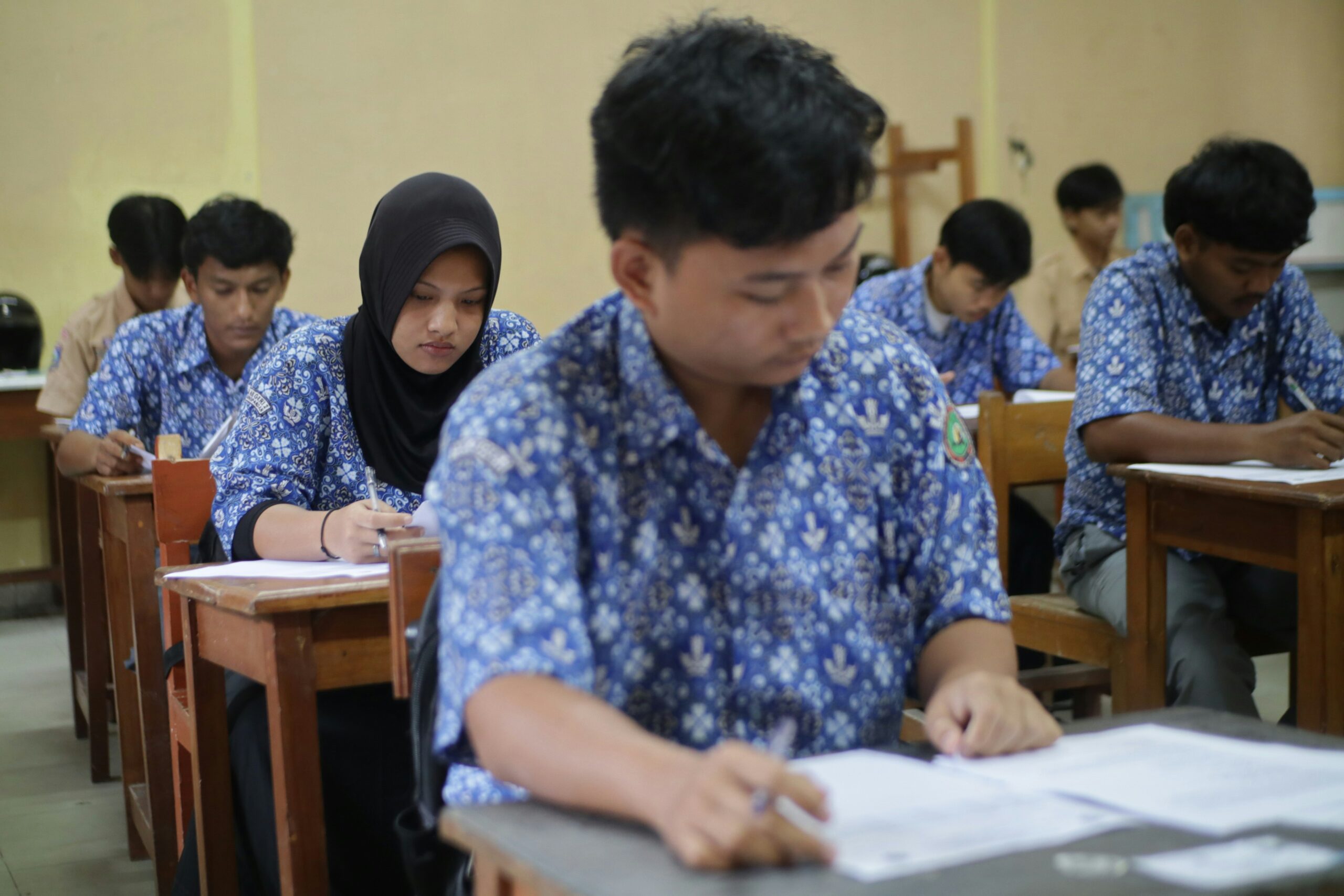 Ilustrasi artikel Daftar 5 SMA Islam Terbaik di Surabaya, Diurutkan Berdasarkan Ranking UTBK (unsplash)