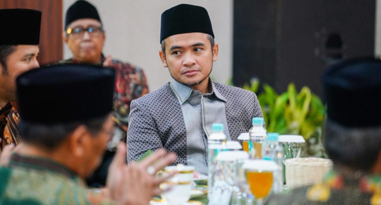 RH. Imron Amin, Tokoh Muda NU, Cicit Syaikhona Kholil (istimewa/ surabayakabarmetro.id)