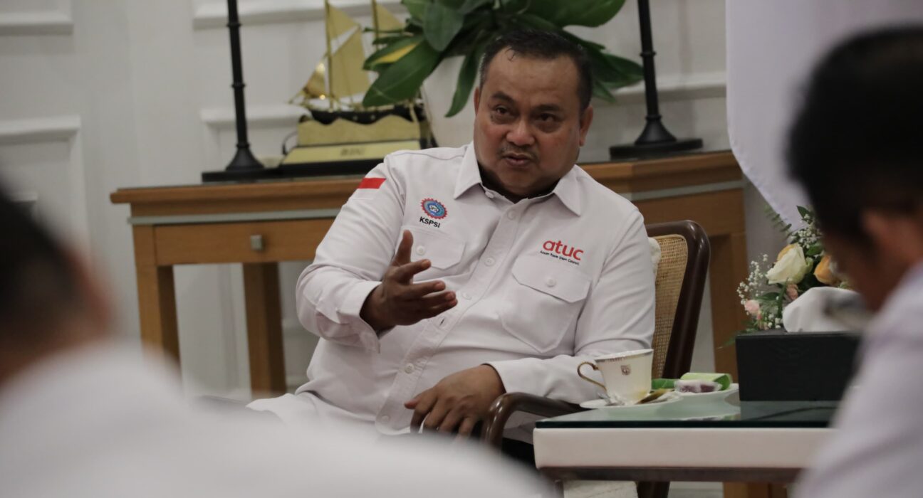 Kasus Bocah 10 Tahun Tak Bisa Beli Pena dan Buku di Ngada Jadi Sorotan Tokoh Pemuda NTT: Tragedi Kemanusiaan (istimewa/ surabayakabarmetro.id)