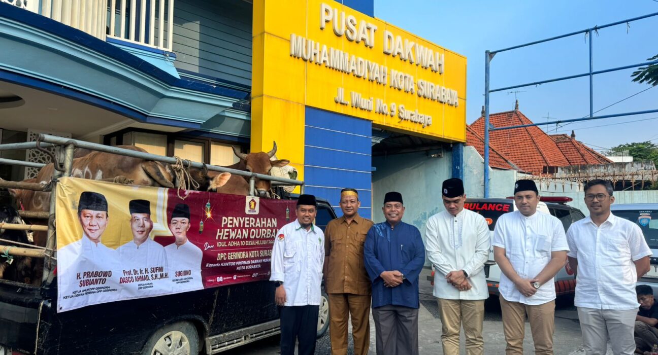 Ungkapan Rasa Syukur, Gerindra Surabaya Salurkan Sapi Kurban ke Muhammadiyah saat Iduladha 2026 (istimewa/ surabayakabarmetro.id)