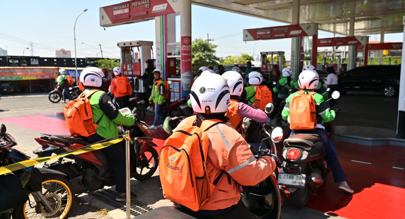 Peduli Ojek Online, IKA MM Universitas Ciputra Surabaya Gandeng Sejumlah Pihak untuk Berkolaborasi (istimewa/ surabayakabarmetro.id)