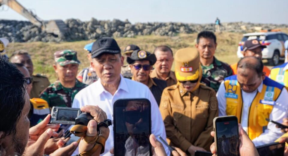 Terjun Langsung ke Sidoarjo, DPR RI Desak Pemerintah Percepat Penanganan Rembesan Tanggul Lumpur Lapindo (istimewa/ surabayakabarmetro.id)