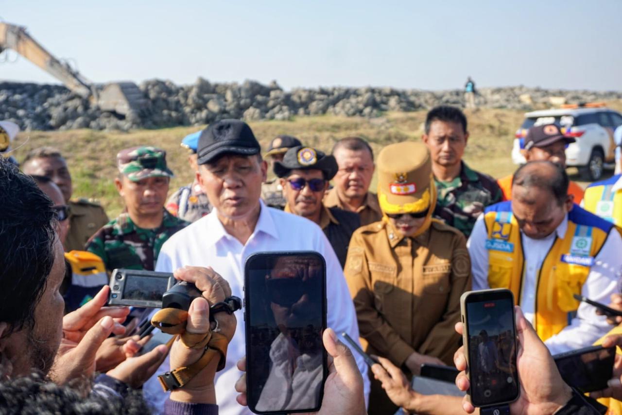 Terjun Langsung ke Sidoarjo, DPR RI Desak Pemerintah Percepat Penanganan Rembesan Tanggul Lumpur Lapindo (istimewa/ surabayakabarmetro.id)
