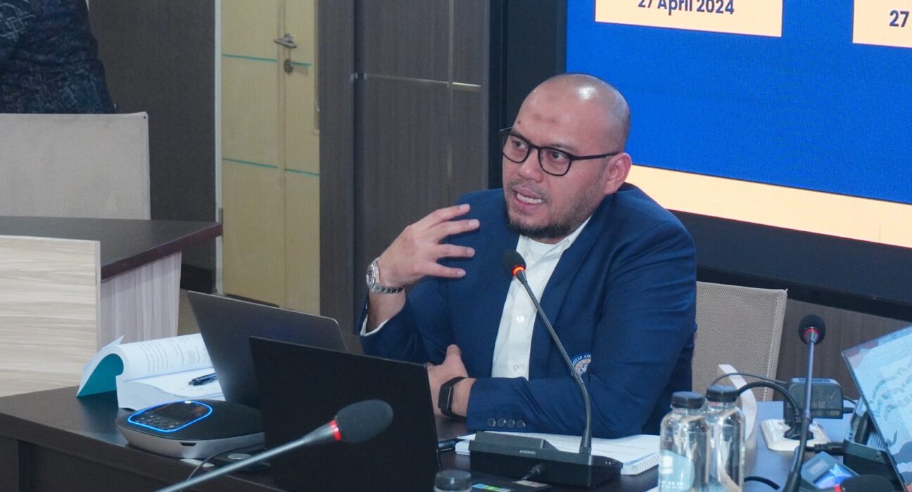 Pengamat Hukum dan Pembangunan, Hardjuno Wiwoho, mengingatkan masyarakat agar tidak terjebak pada informasi yang keliru terkait Rancangan Undang-Undang (RUU) Perampasan Aset.