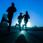 Sering Begadang dan Tidur Panjang di Akhir Pekan, Apa Itu Termasuk Sleep Debt?