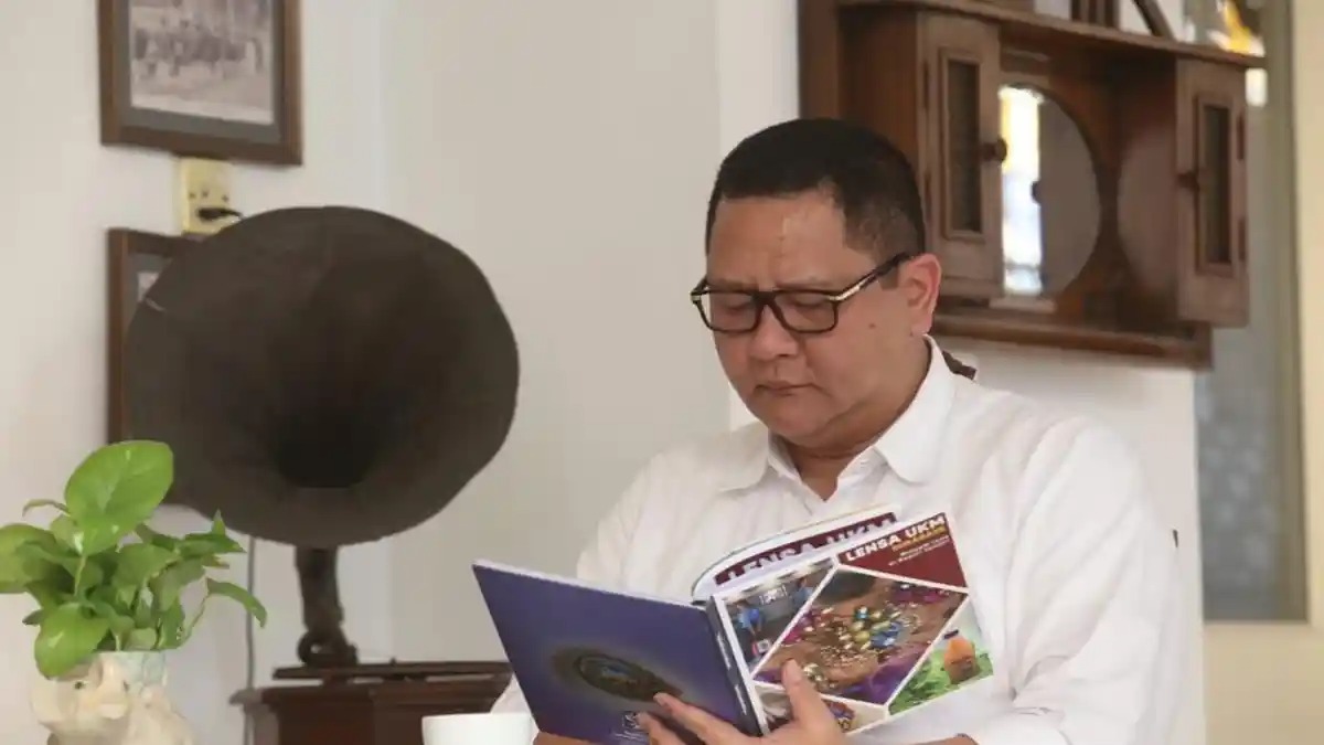 Surabaya Jangan Lupakan Whisnu Sakti Buana, Pernah Jadi Wali Kota saat Covid-19 Melanda (istimewa/ surabayakabarmetro.id)