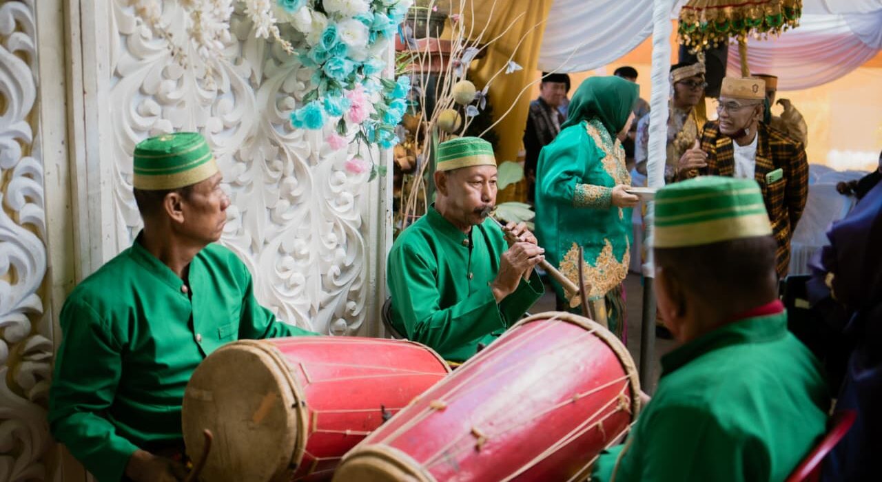 Nasib Mahasiswa saat Musim Hajatan Tiba , Suasana Sekitar Kos yang Biasanya Tenang Jadi Berubah (pexels)
