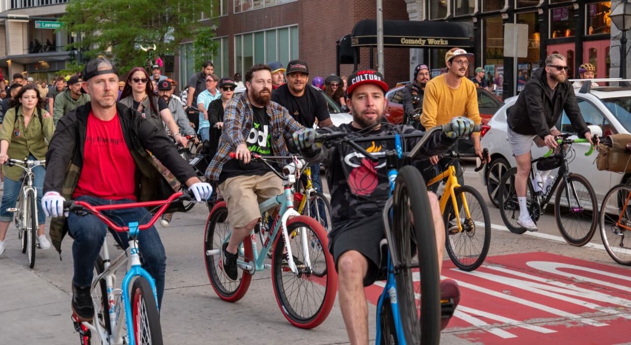 Apa Itu Critical Mass? Saat Pesepeda Memenuhi Jalan dan Punya Cerita Sendiri (pexels)