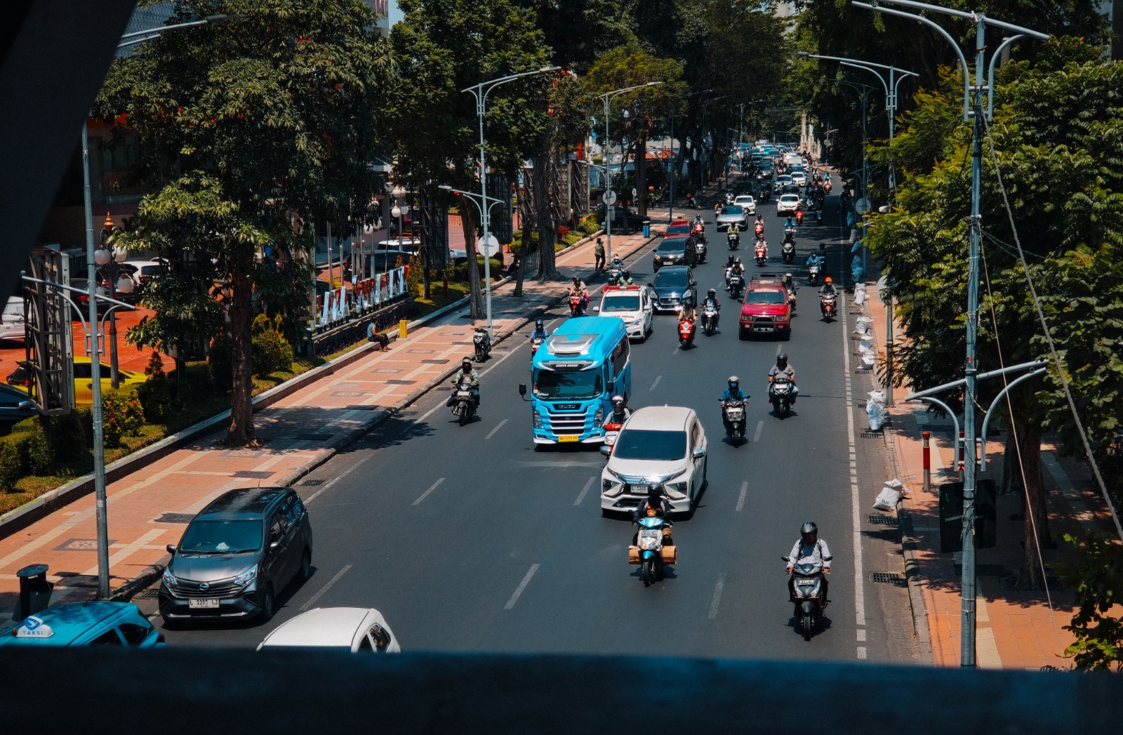 Jika Jalan Mendadak Dialihkan, Bagaimana Mobilitas Warga Surabaya? (pexels)