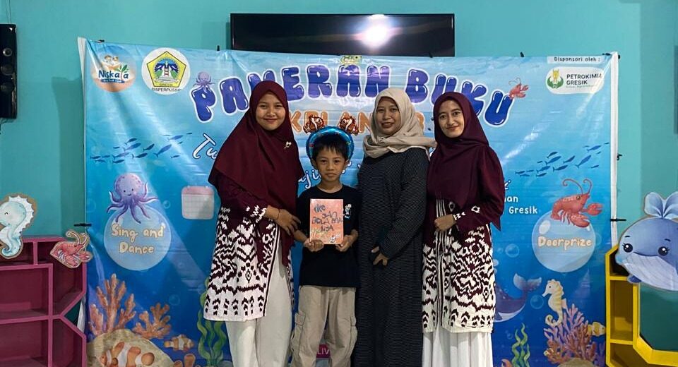 Keren, Siswa SD Al Islam Cerme Gresik Tulis Buku Cerita Anak Bergambar (surabayakabarmetro.id)