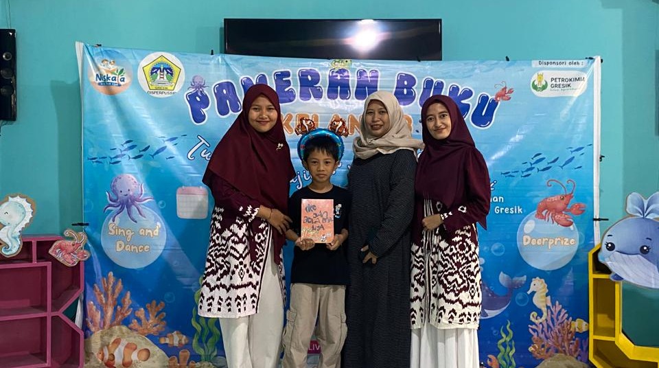 Keren, Siswa SD Al Islam Cerme Gresik Tulis Buku Cerita Anak Bergambar (surabayakabarmetro.id)